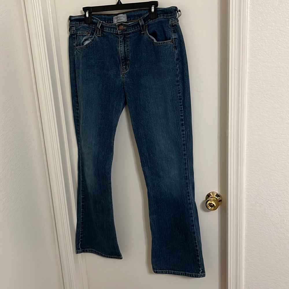 Women’s Levi Strauss Signature Stretch Bootcut Jeans